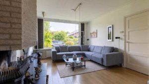 Verhuellweg before renovation - livingroom 6