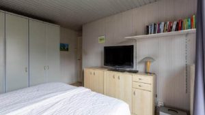 Verhuellweg before renovation - master bedroom 2